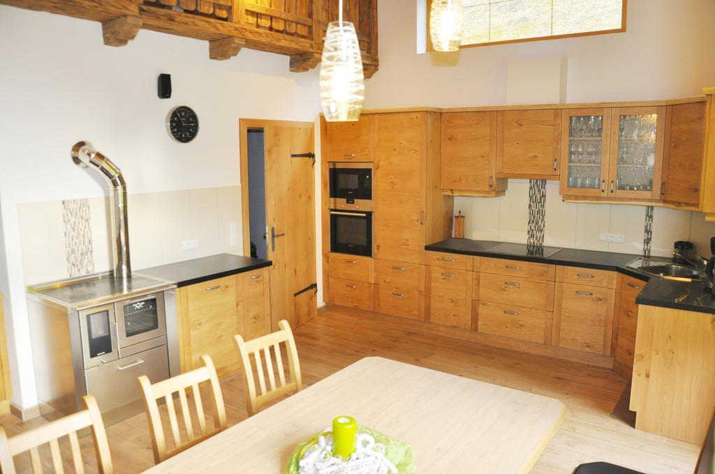 Apartment Lacklhof Großkirchheim Rum bild