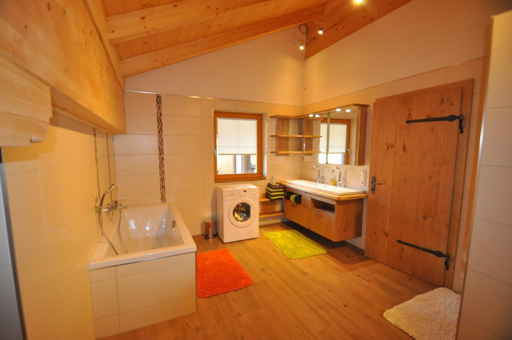 Apartment Lacklhof Großkirchheim Rum bild